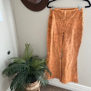 Zenana Unicorn Tribe Orange Rust Acid Wash Wide Leg Flare Stretch Yoga Pants